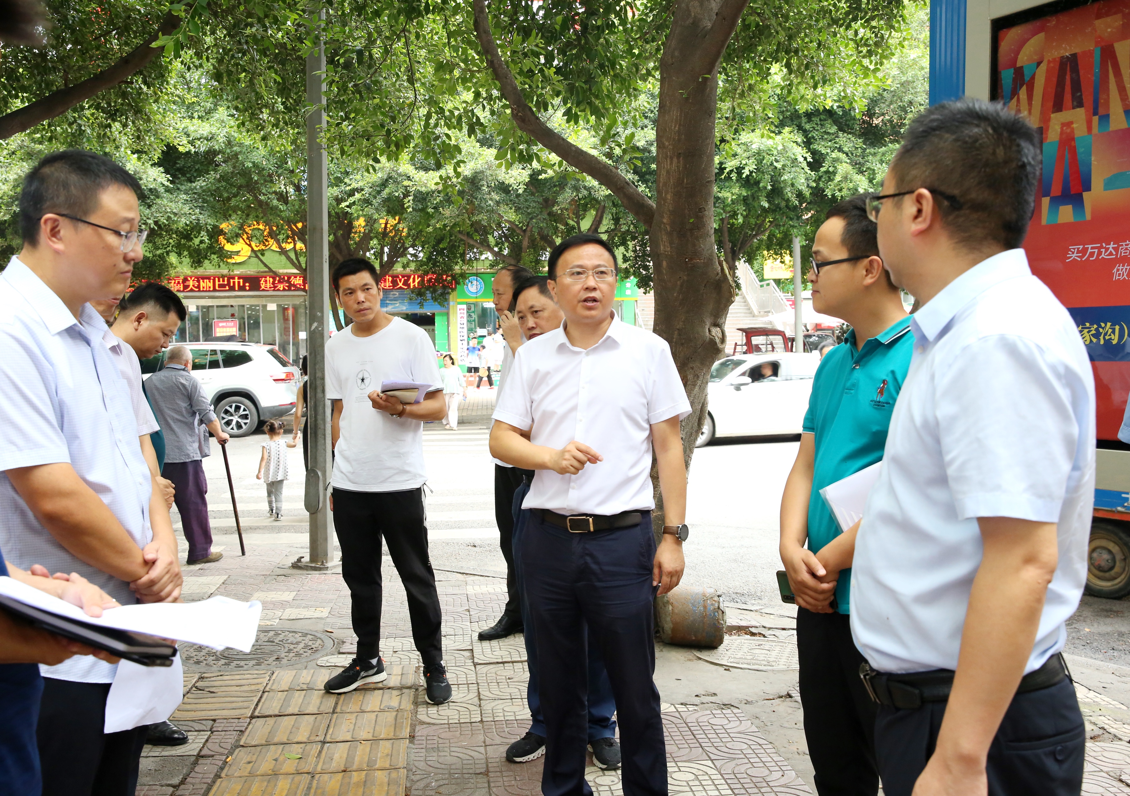 黄俊霖督导调研创文工作_巴中市巴州区人民政府